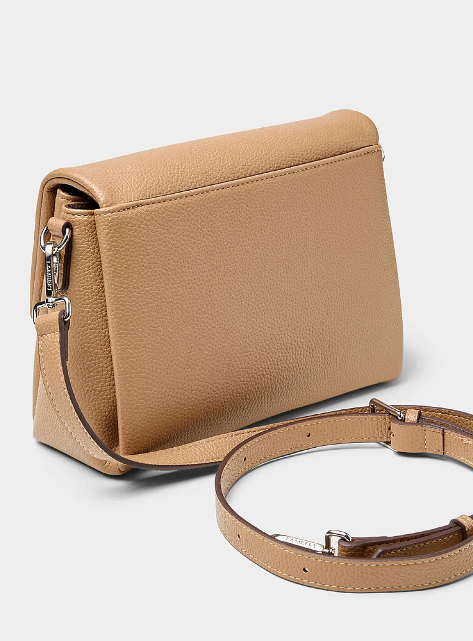 Judy flap bag