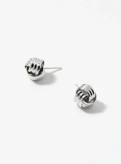 Knot-like earrings