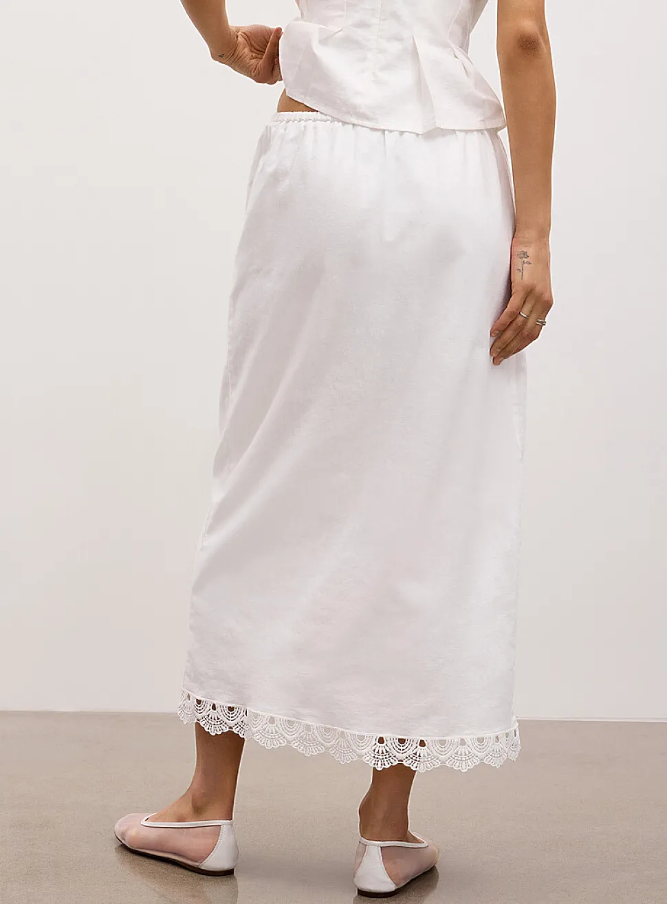 Lace trim linen-blend wraparound skirt
