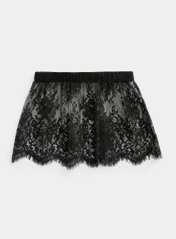Lace waistband