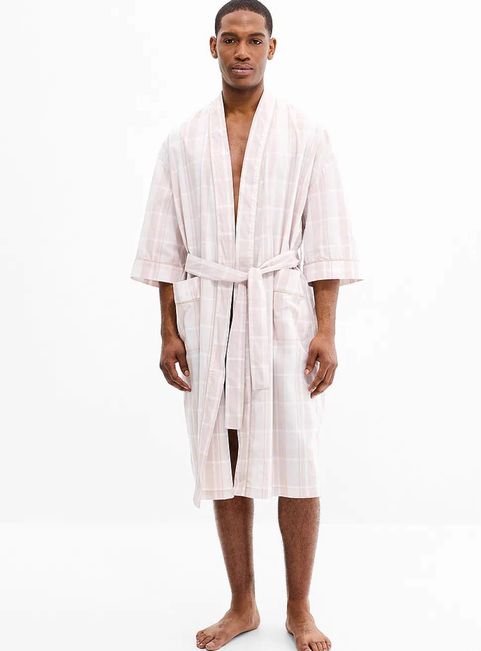 Lightweight check robe