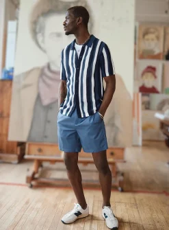 Lightweight weave Bermudas