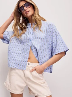 Linen-blend loose cropped shirt