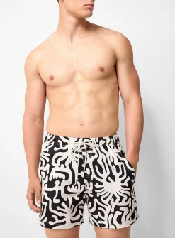 Loefy fluid abstraction swim trunk