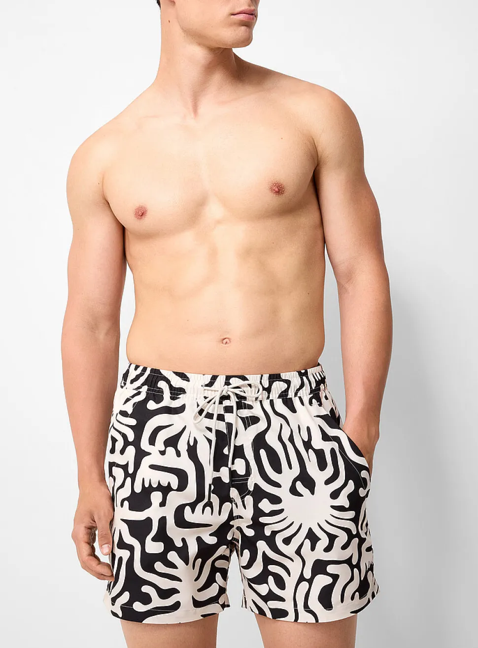 Loefy fluid abstraction swim trunk