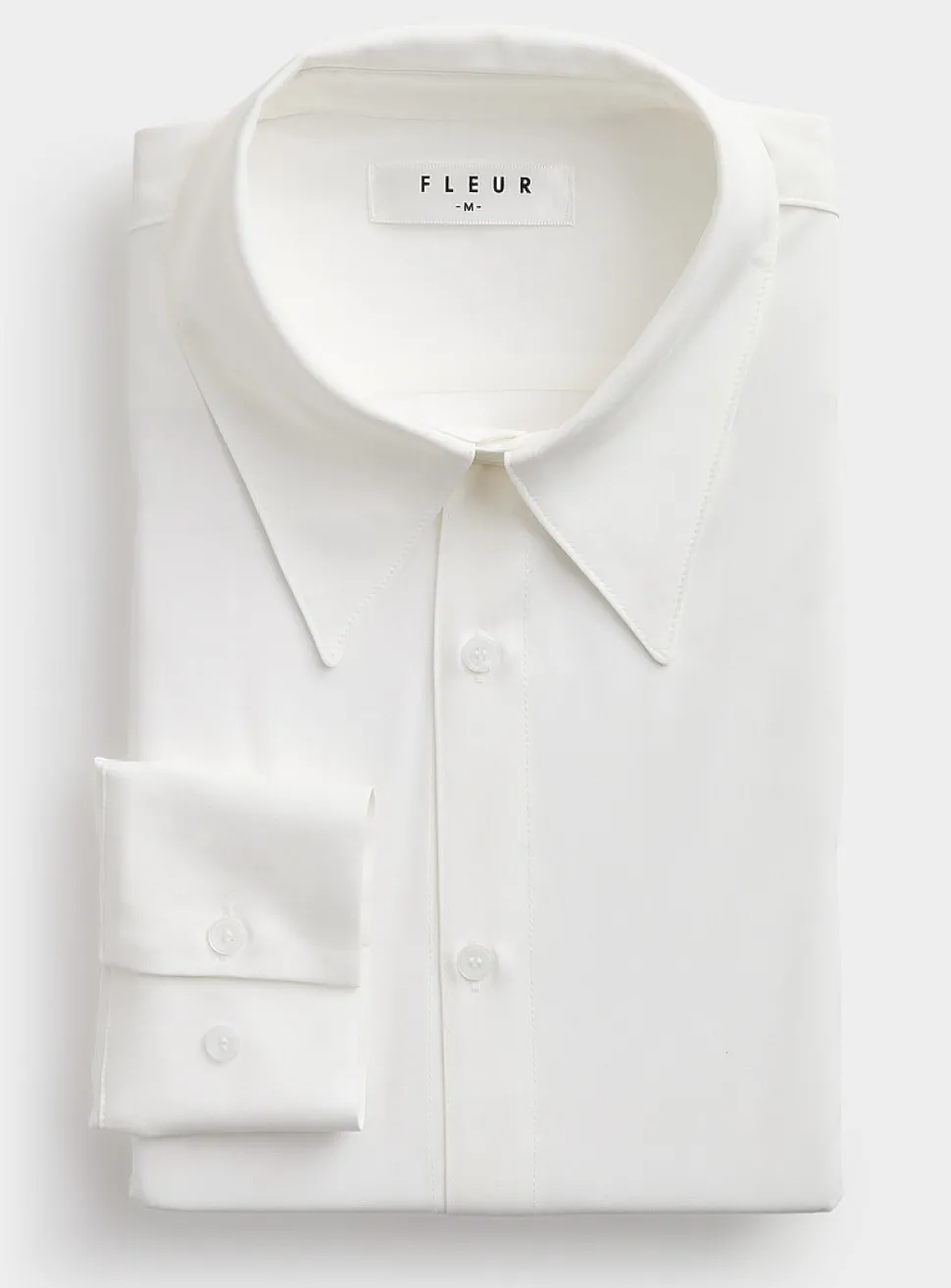 Long-point-collar shirt