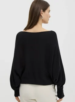 Loose boat-neck sweater