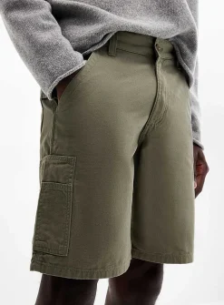 9" loose carpenter short