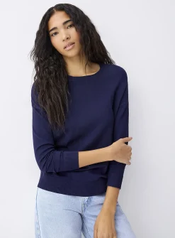 Loose crew-neck sweater