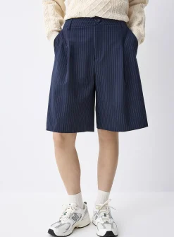 Loose dress Bermudas