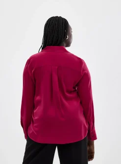 Loose fluid satin shirt