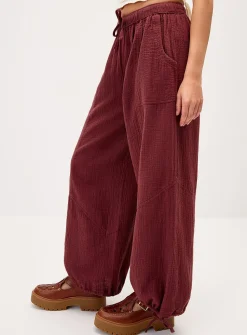 Loose organic cotton gauze jogger