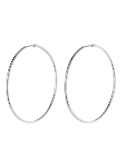 Metallic hoop earrings