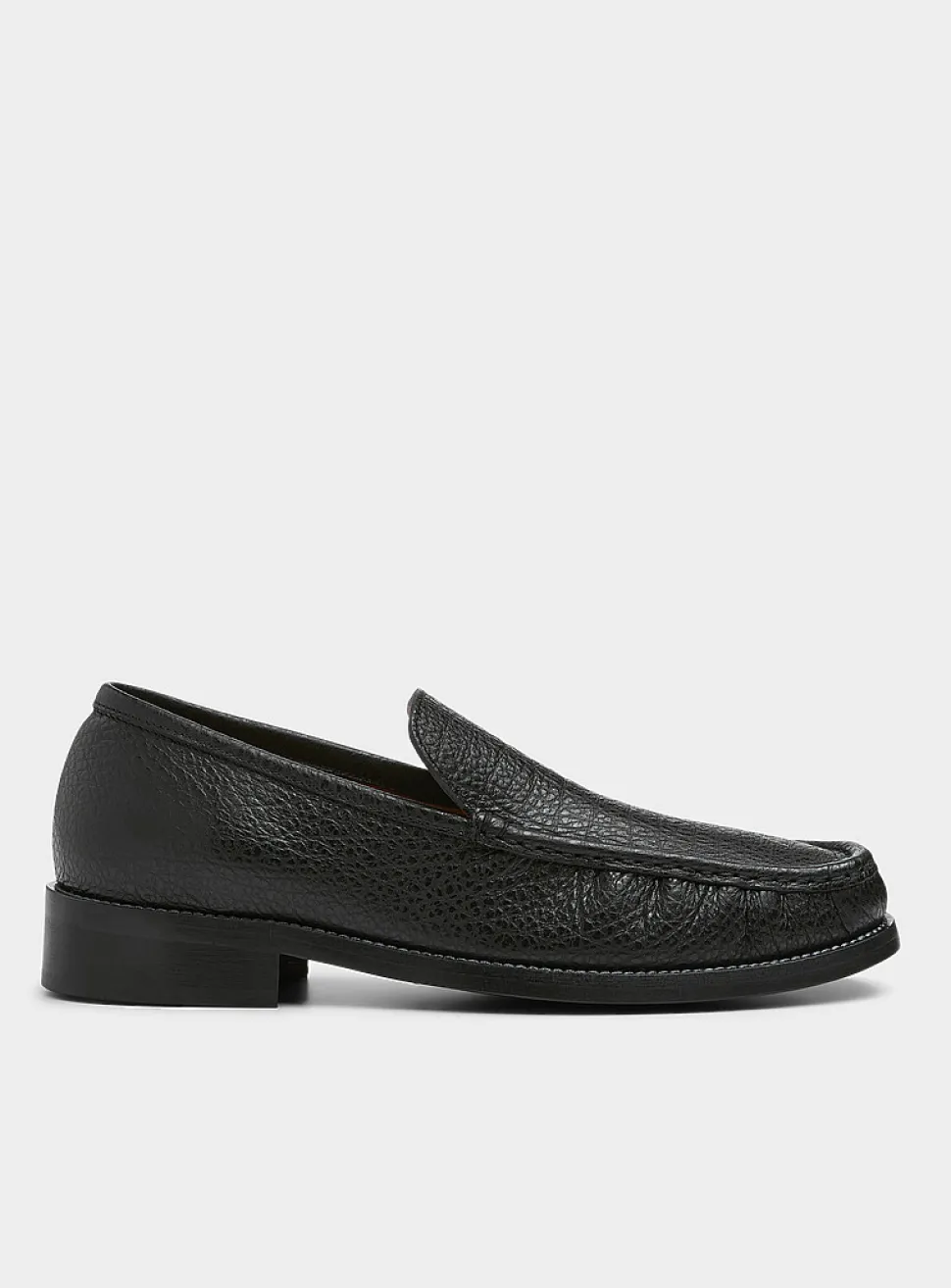 Metallic lettering pebbled leather loafers