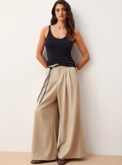 Micromesh hem peachskin cami