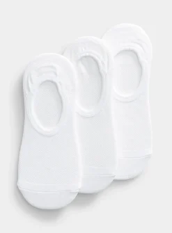 Micro-perforated recycled foot liners