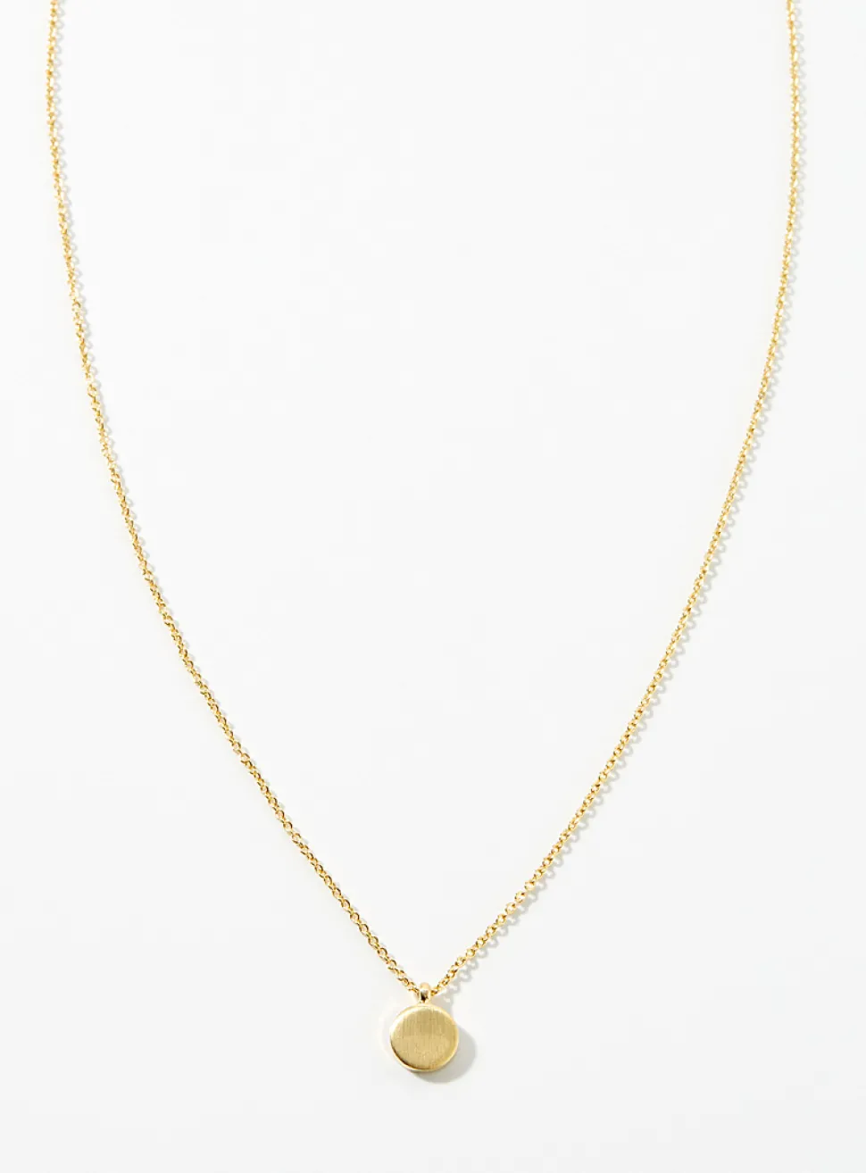 Minimalist pendant necklace