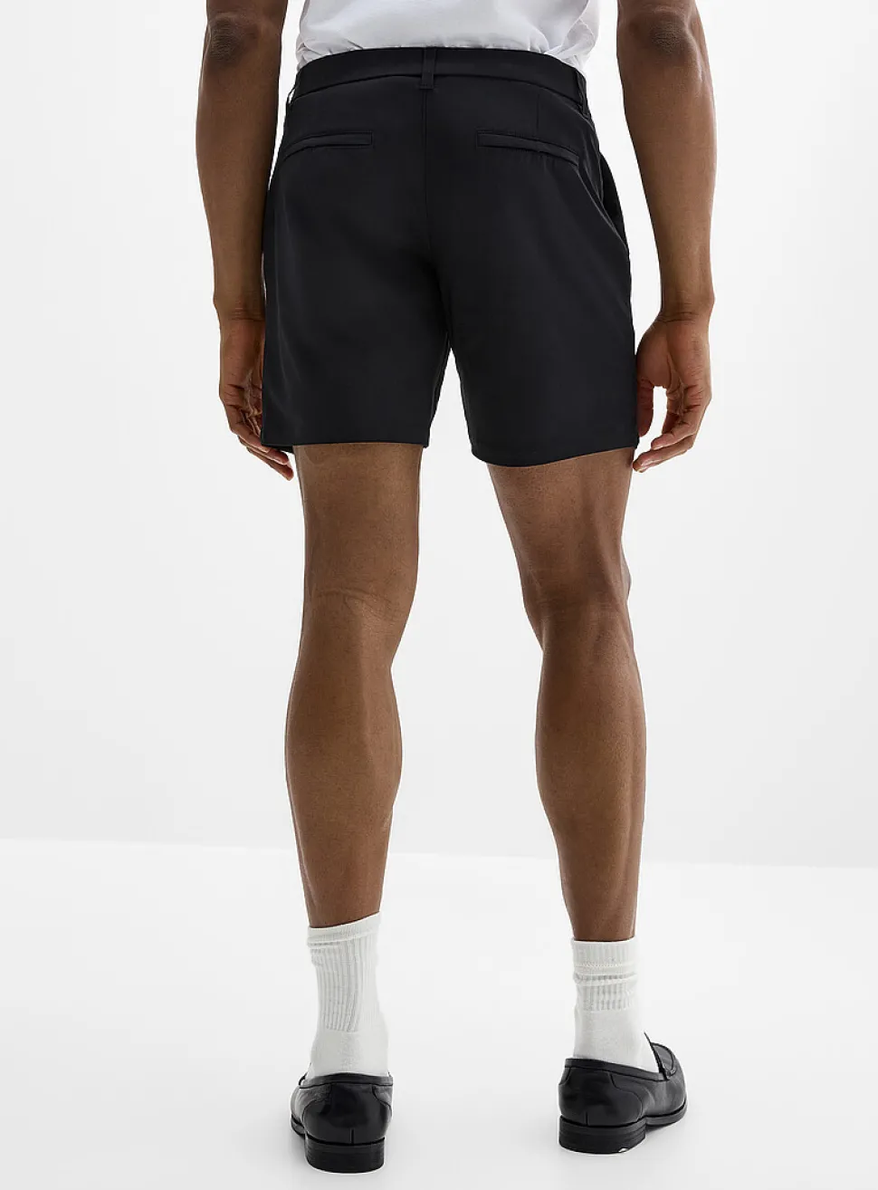 Minimalist stretch short