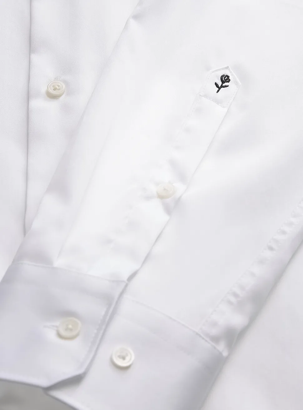Non-iron sateen shirt