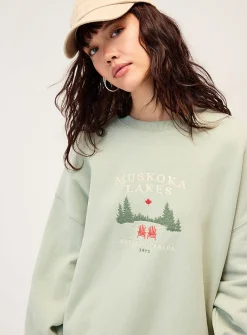 Oversized destination fleece sweatshirt