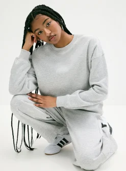Oversized fleece crew-neck sweatshirt