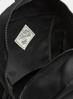 Pacific solid backpack
