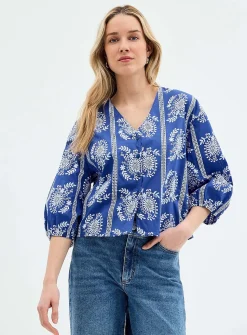 Paisley embroidery V-neck blouse