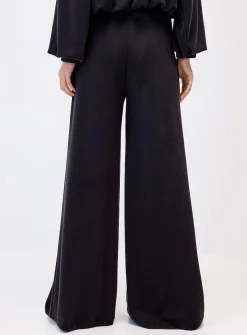 Peach-skin wide-leg pant
