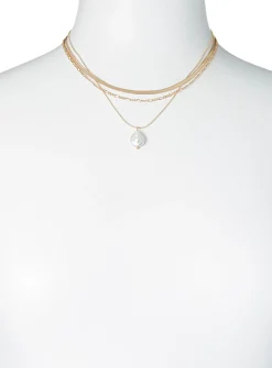 Pearl three-row necklace