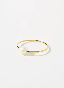 Pearly bead thin ring