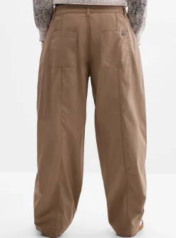 Pleated barrel pant