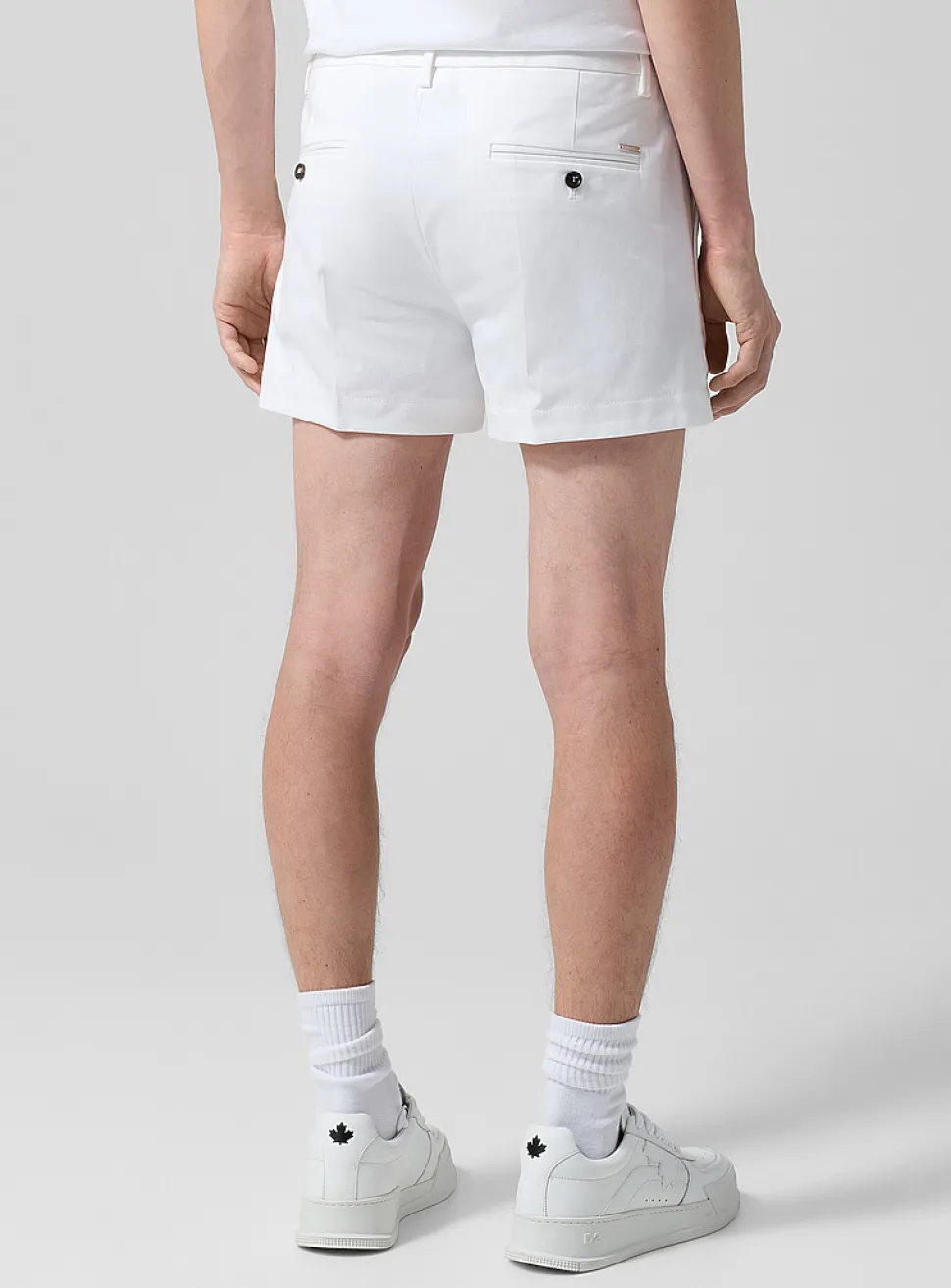 Pleated dress short