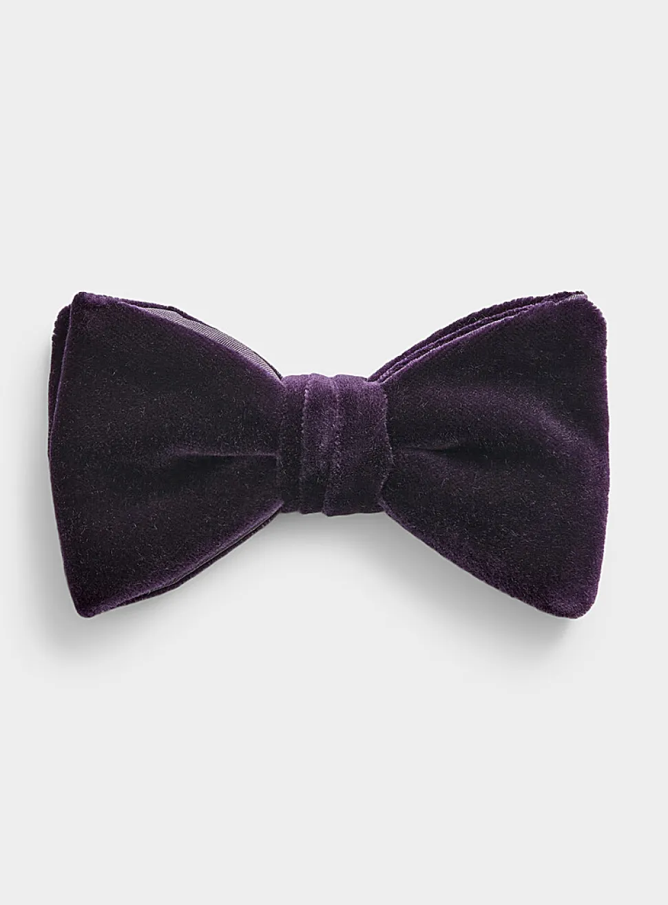 Pontoglio velvet bow tie
