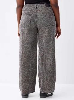 Printed low-rise baggy jean