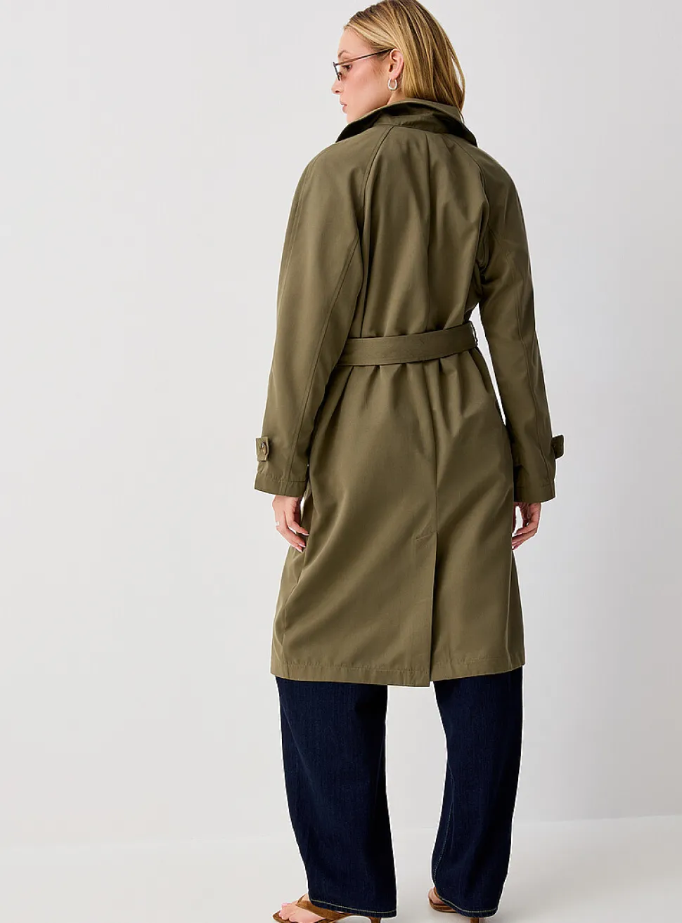 Raglan sleeves long khaki trench