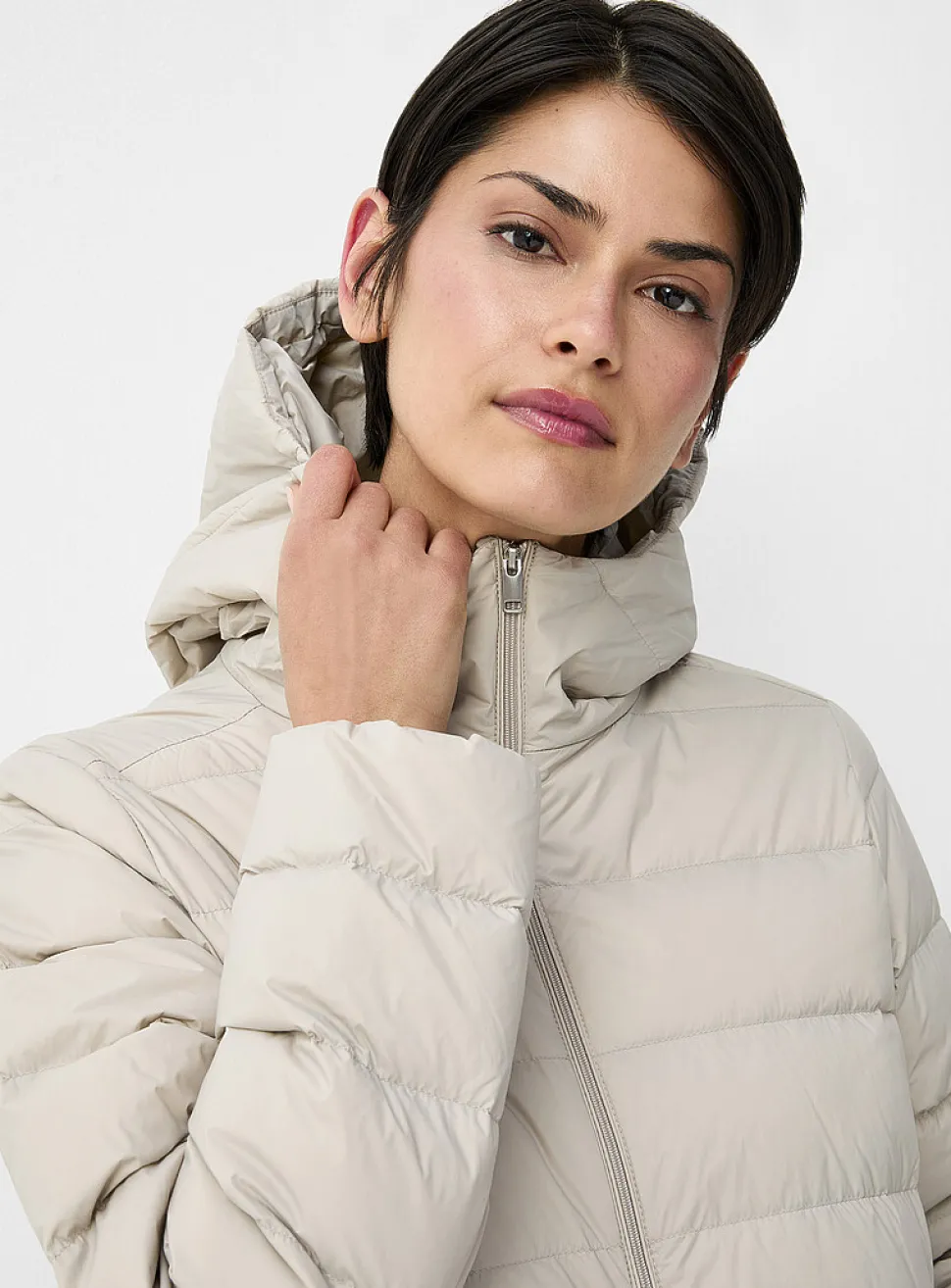 Reprocessed nylon half-length coat