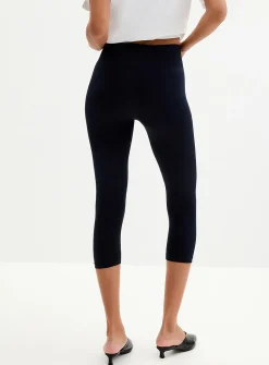 Ribbed-waist stretch capri legging