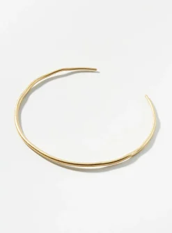 Rigid metallic choker