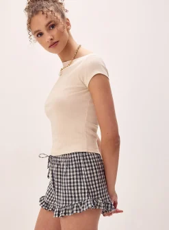 Ruffled mini short