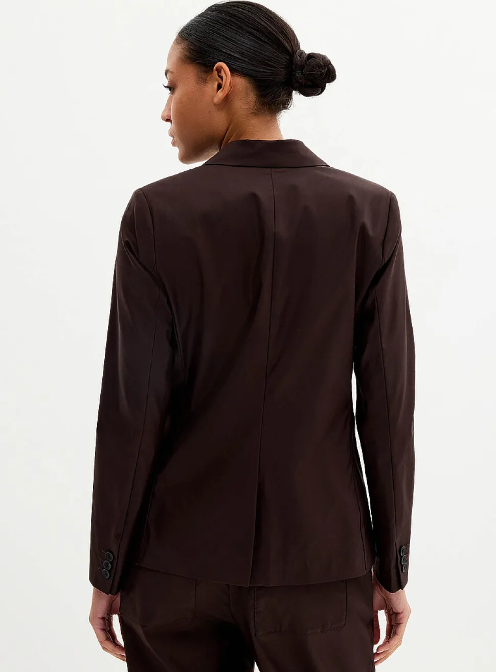 Satiny patch-pocket blazer