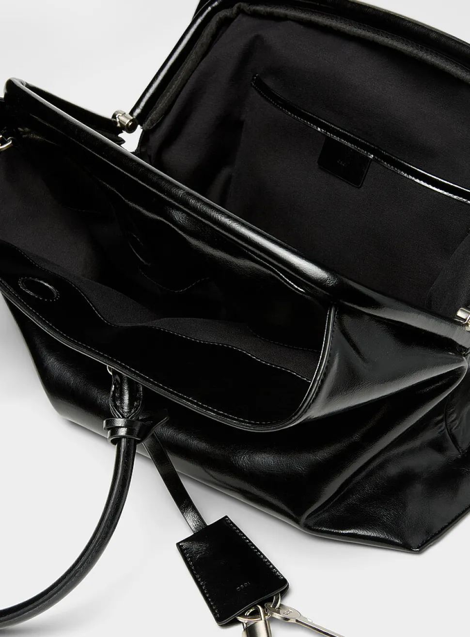 Shell Brot glossy leather tote bag