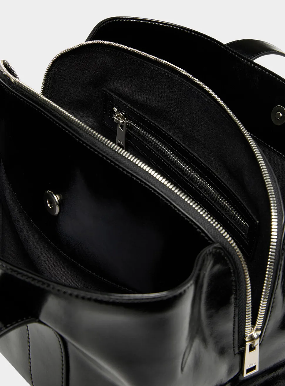 Shell Duffel glossy leather shoulder bag