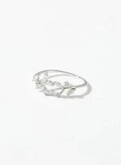 Shimmery leaves ring