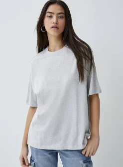 Short-sleeve crew-neck tee