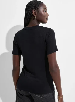 Short-sleeve supple knit T-shirt