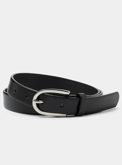 Slim half-oval-buckle leather belt