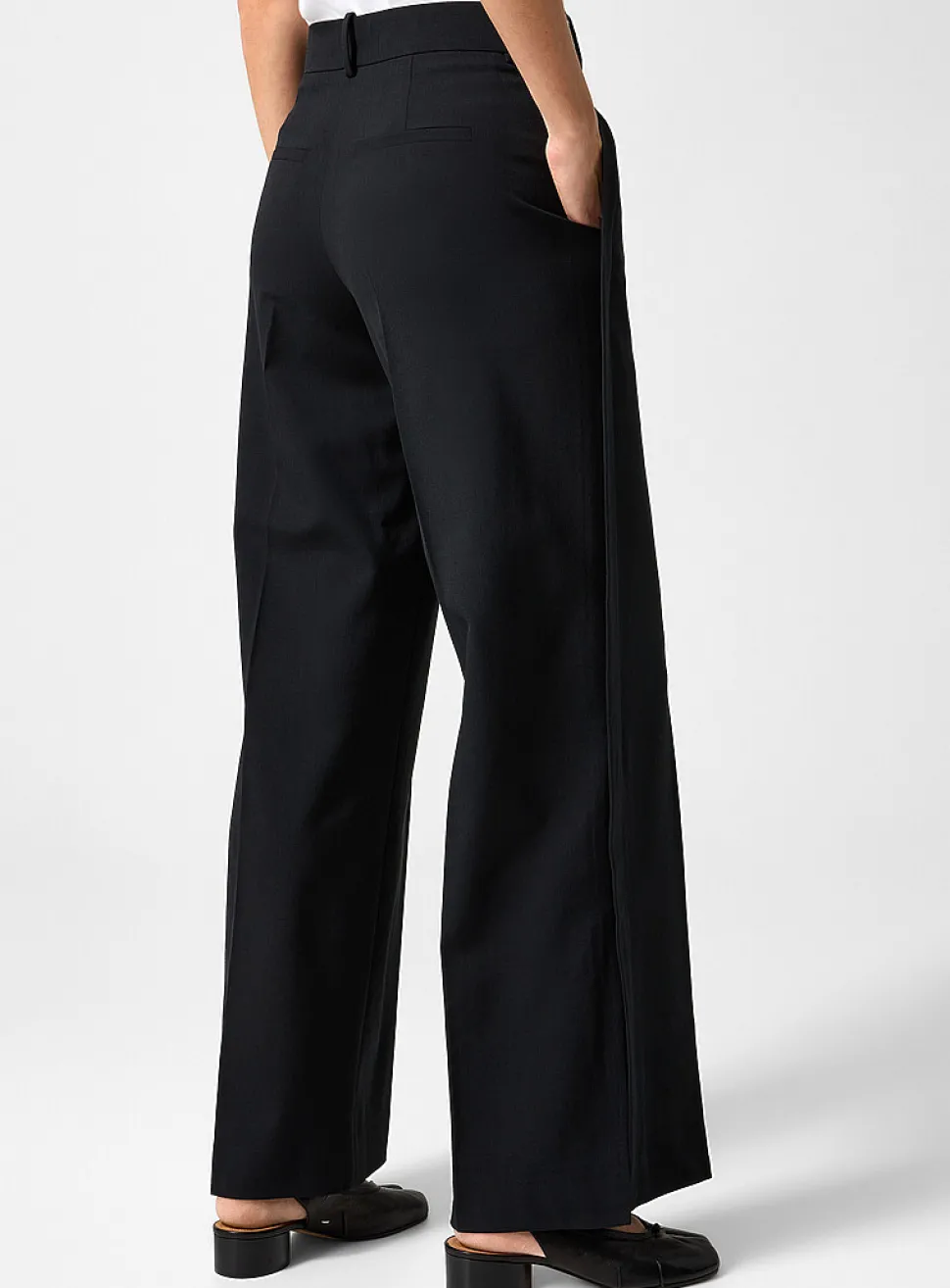 Slit wide-leg pant