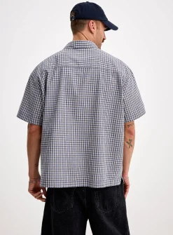 Small check shirt