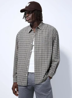 Small check shirt
