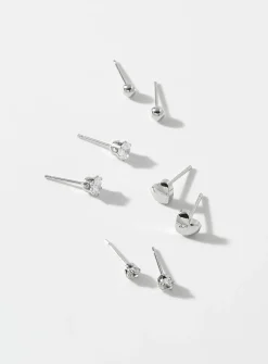Small golden heart earrings
